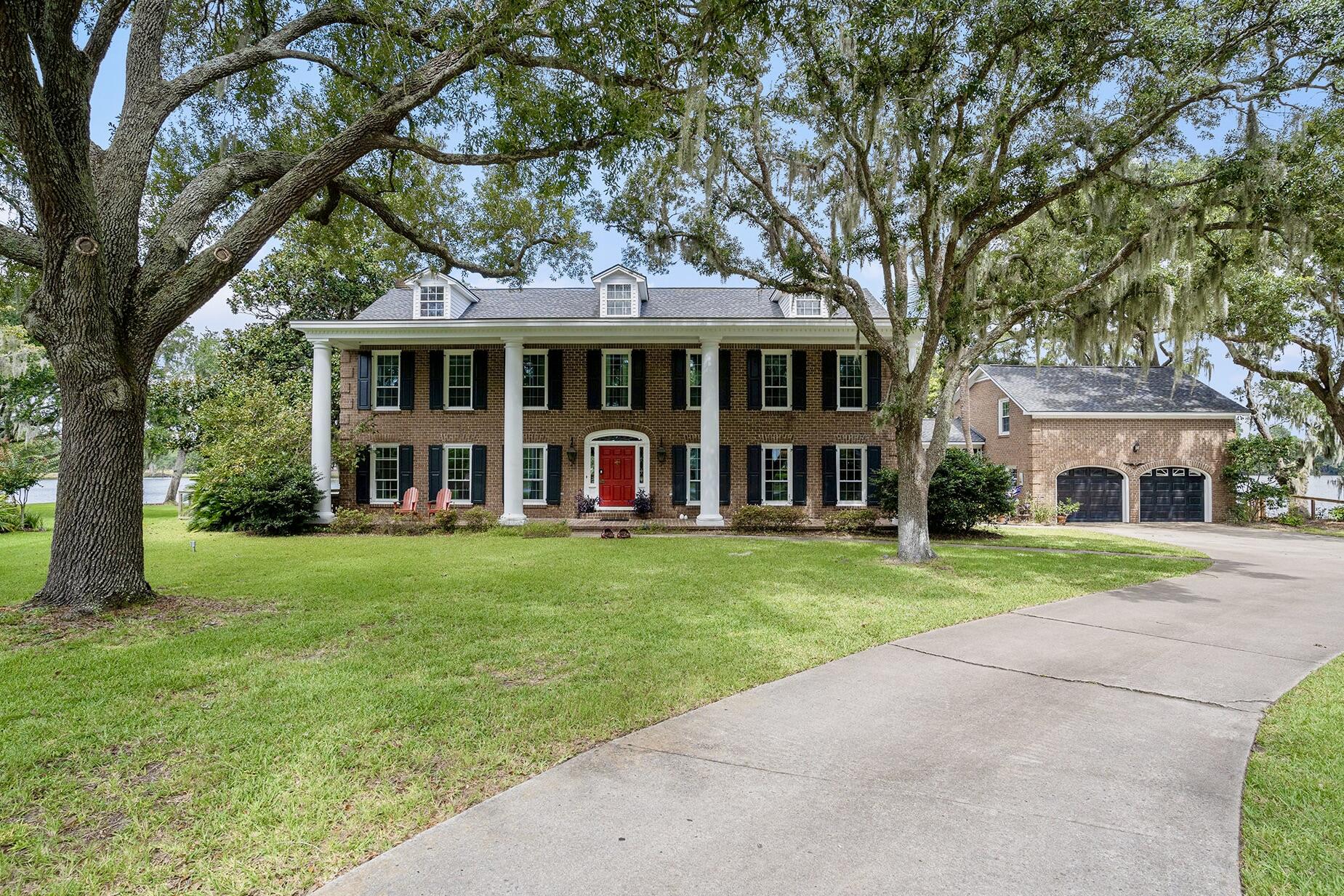 670 Libbys Point