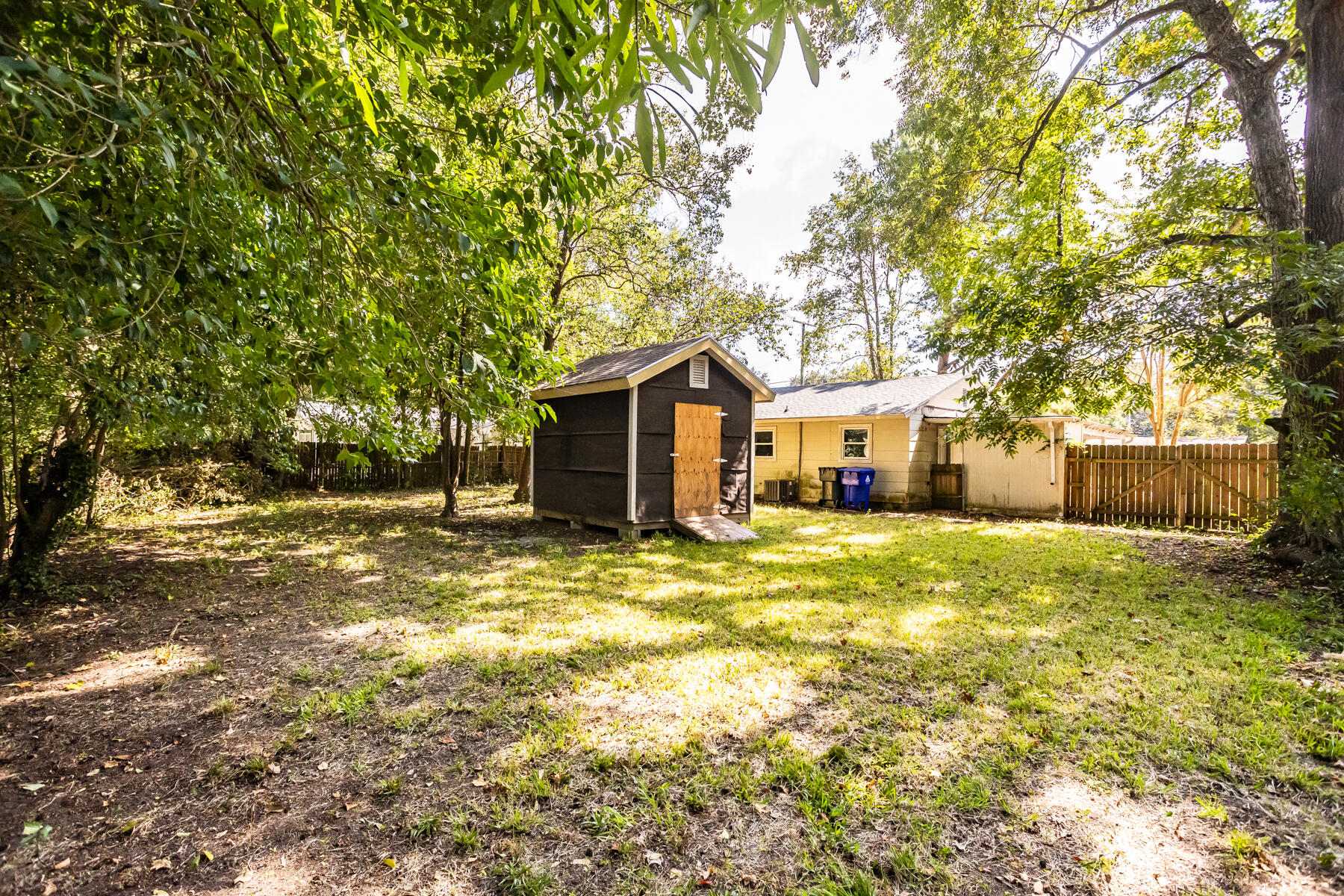1534 W Robinhood Drive