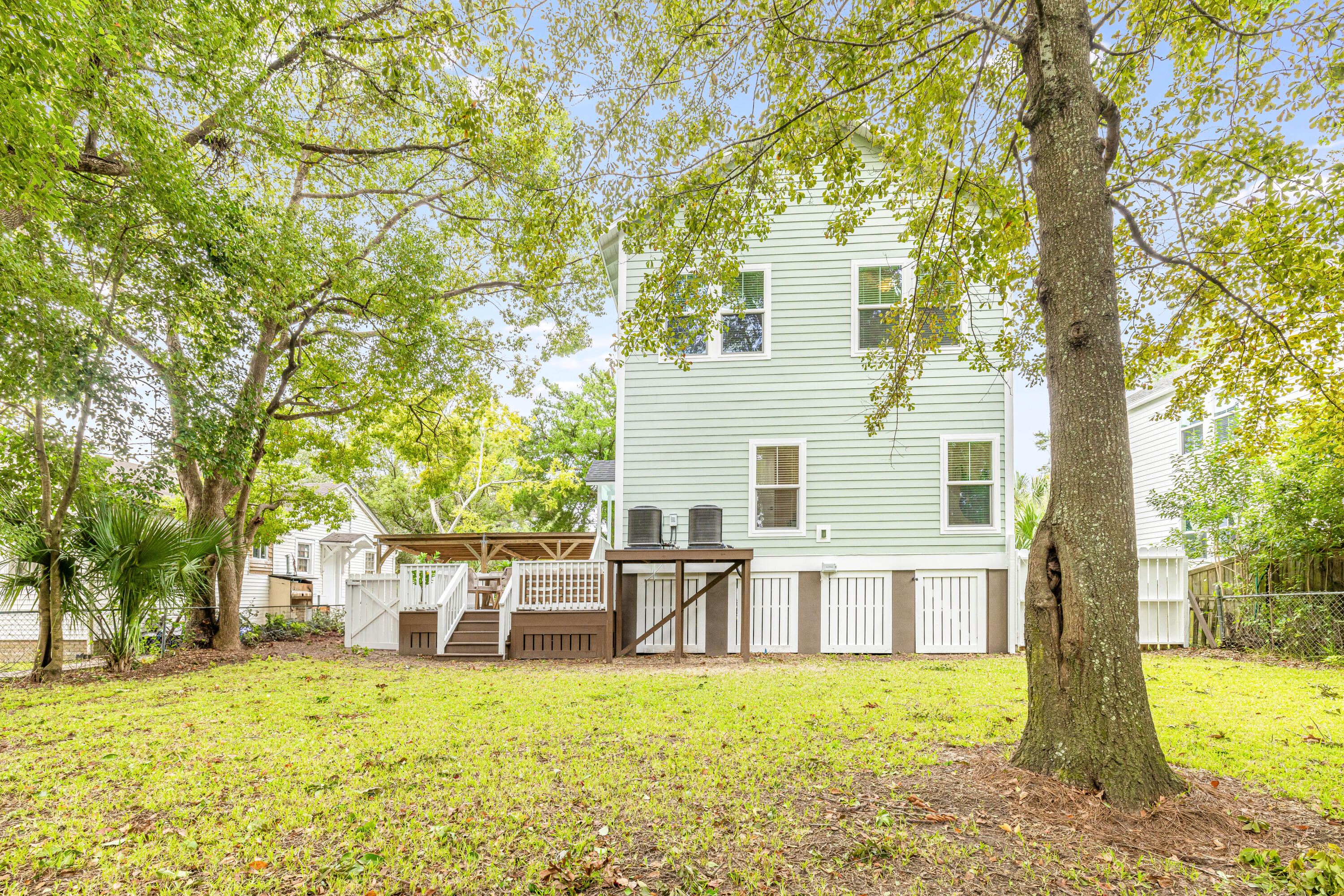 152 Maple Street