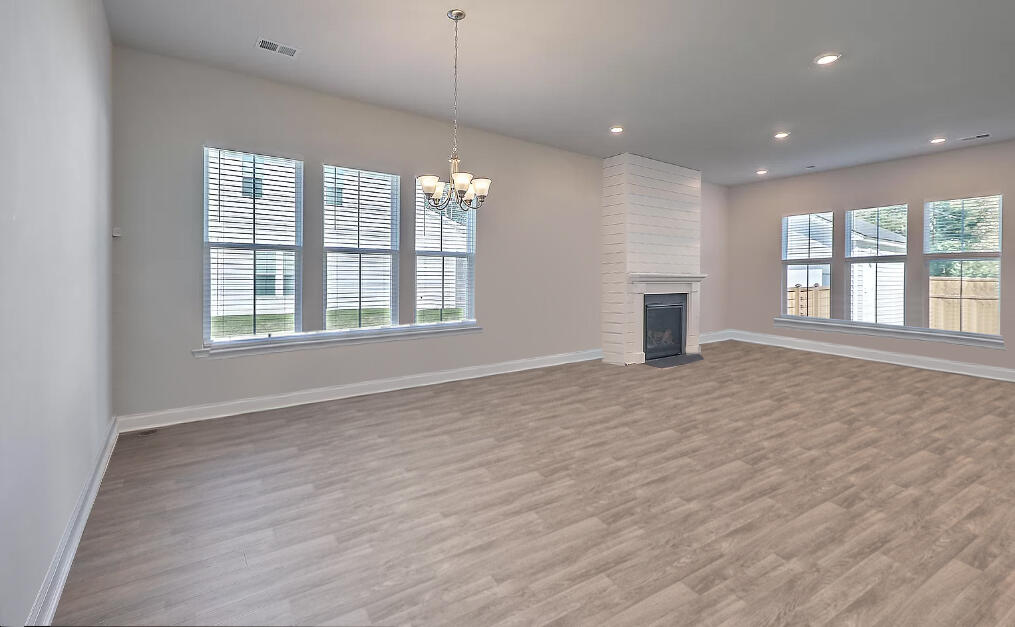 2818 Pinelog Lane