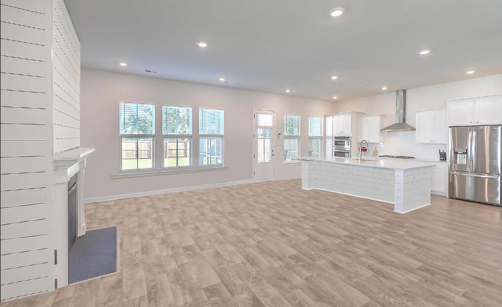 2818 Pinelog Lane