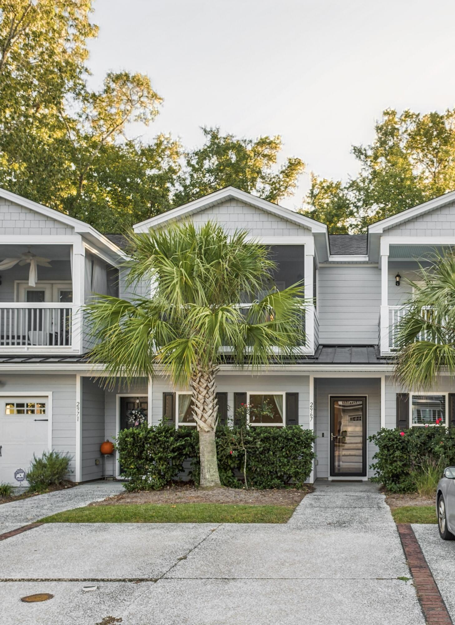 2967 Emma Lane
