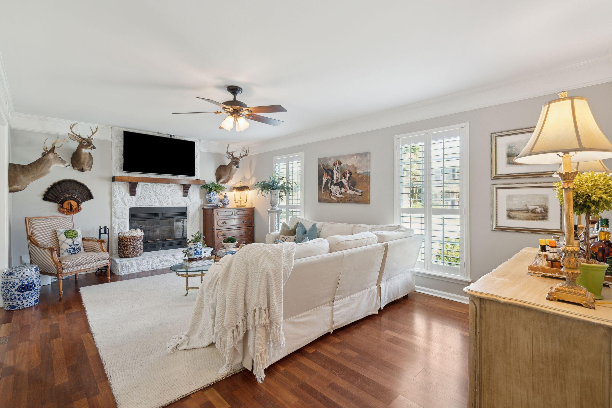1443 Oaklanding Road