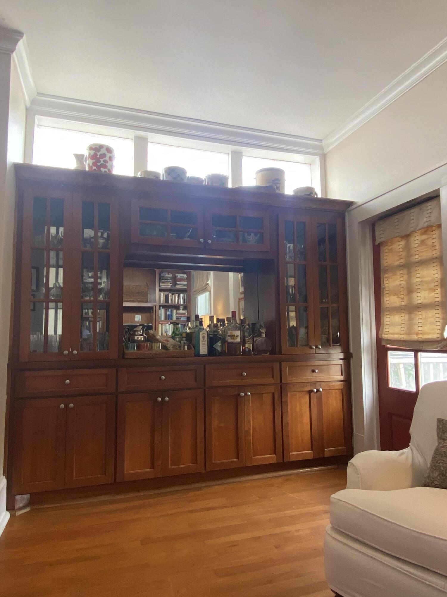 52 Parkwood Avenue
