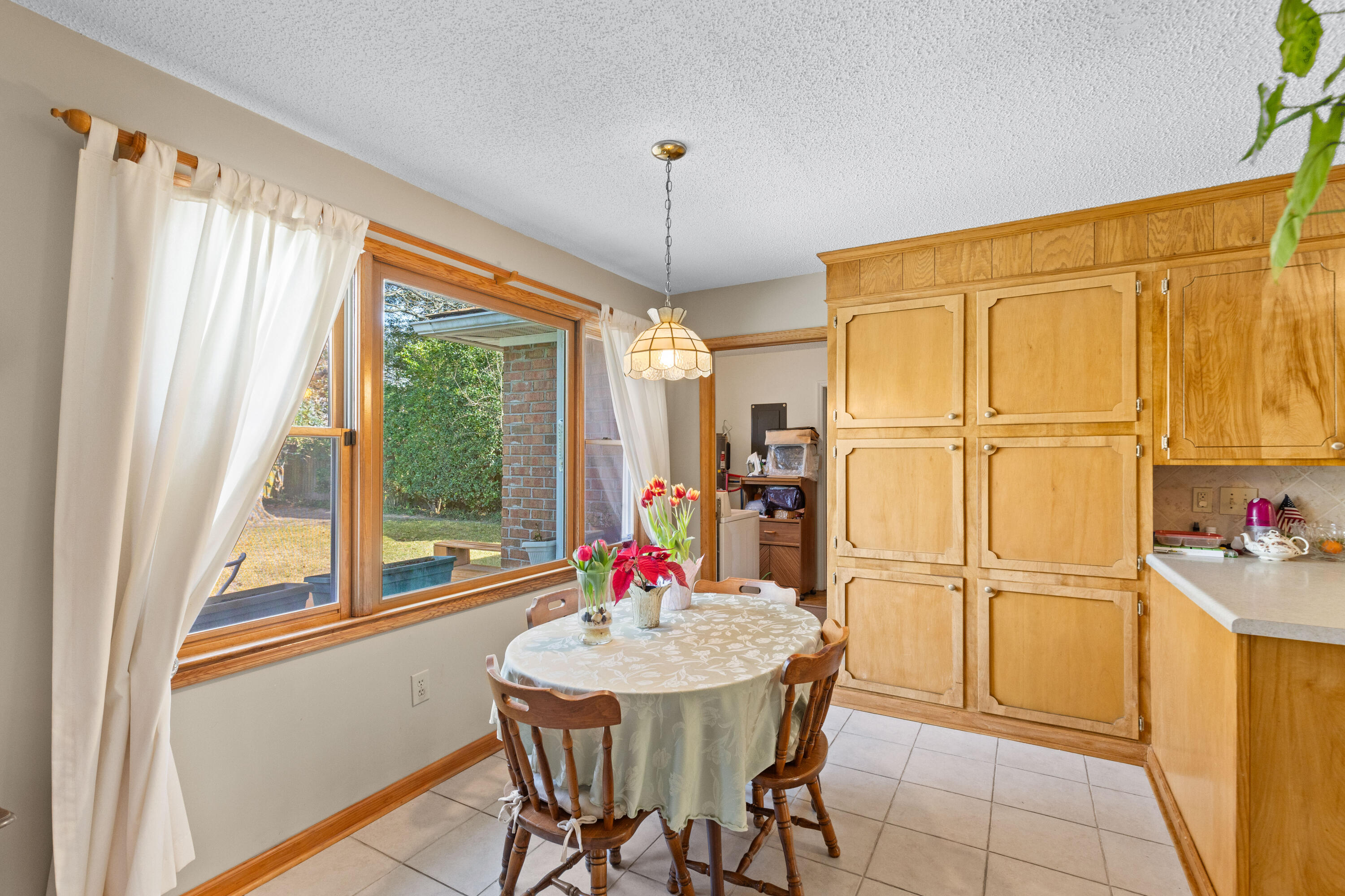 1060 Yeamans Hall Road