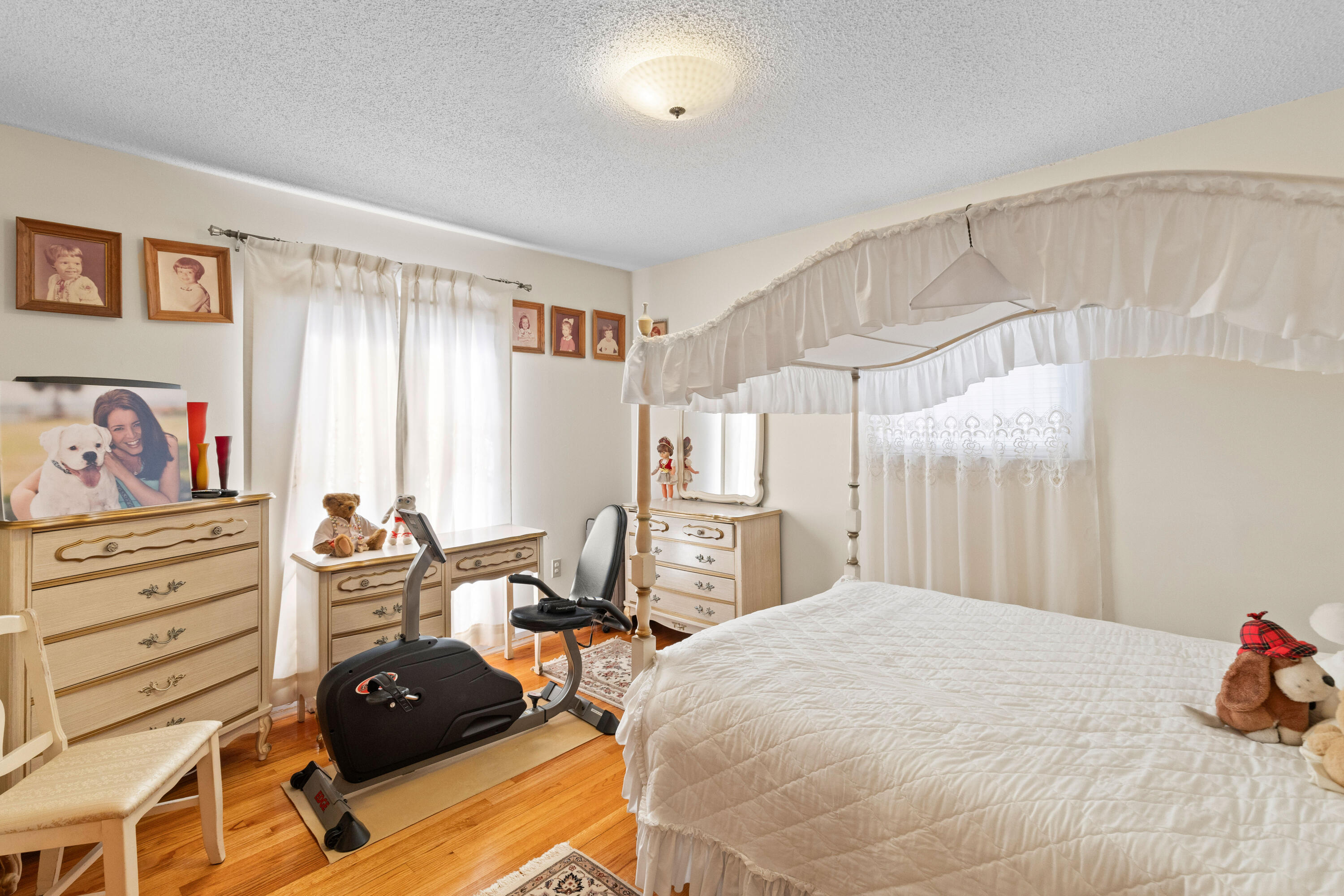 1060 Yeamans Hall Road