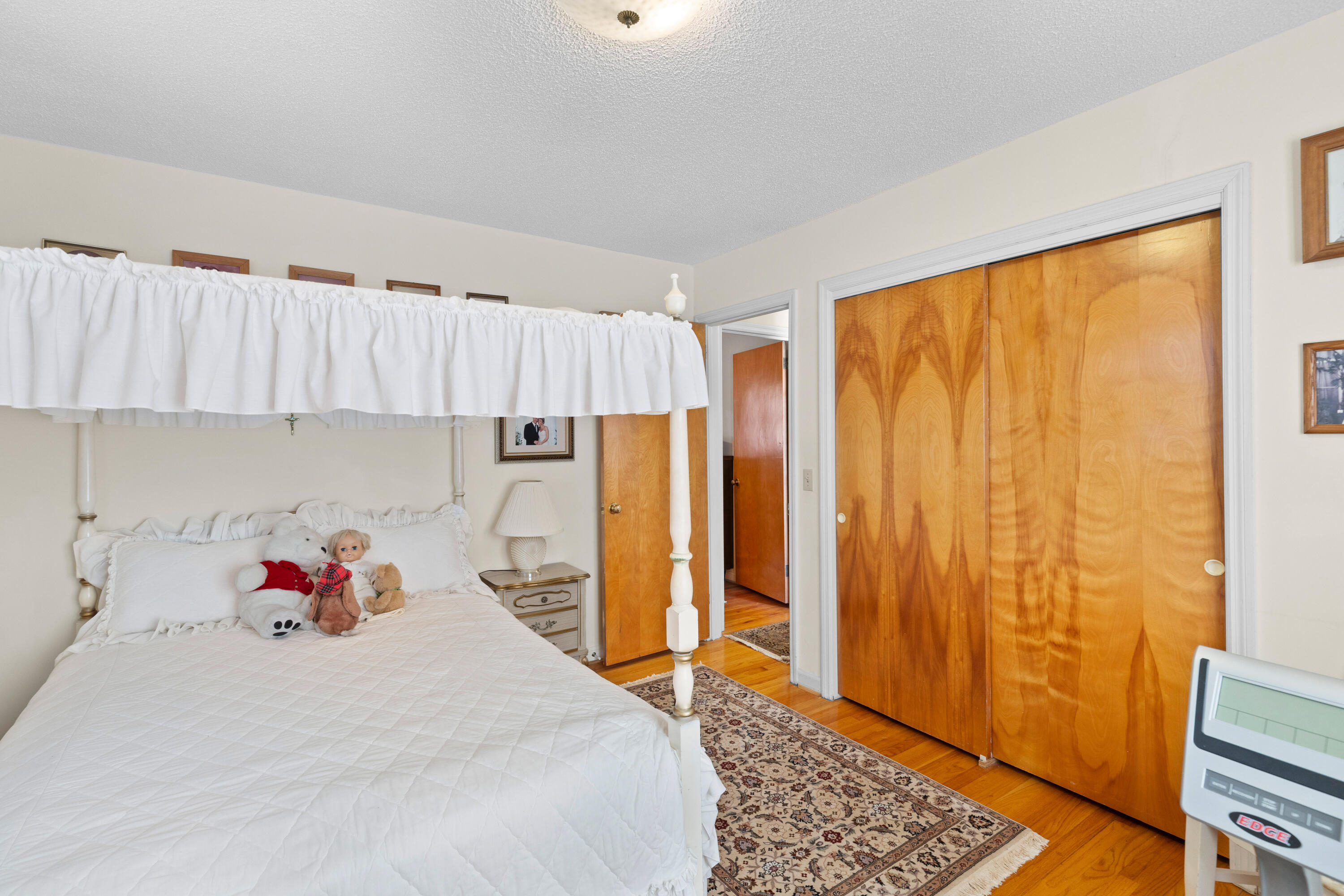 1060 Yeamans Hall Road