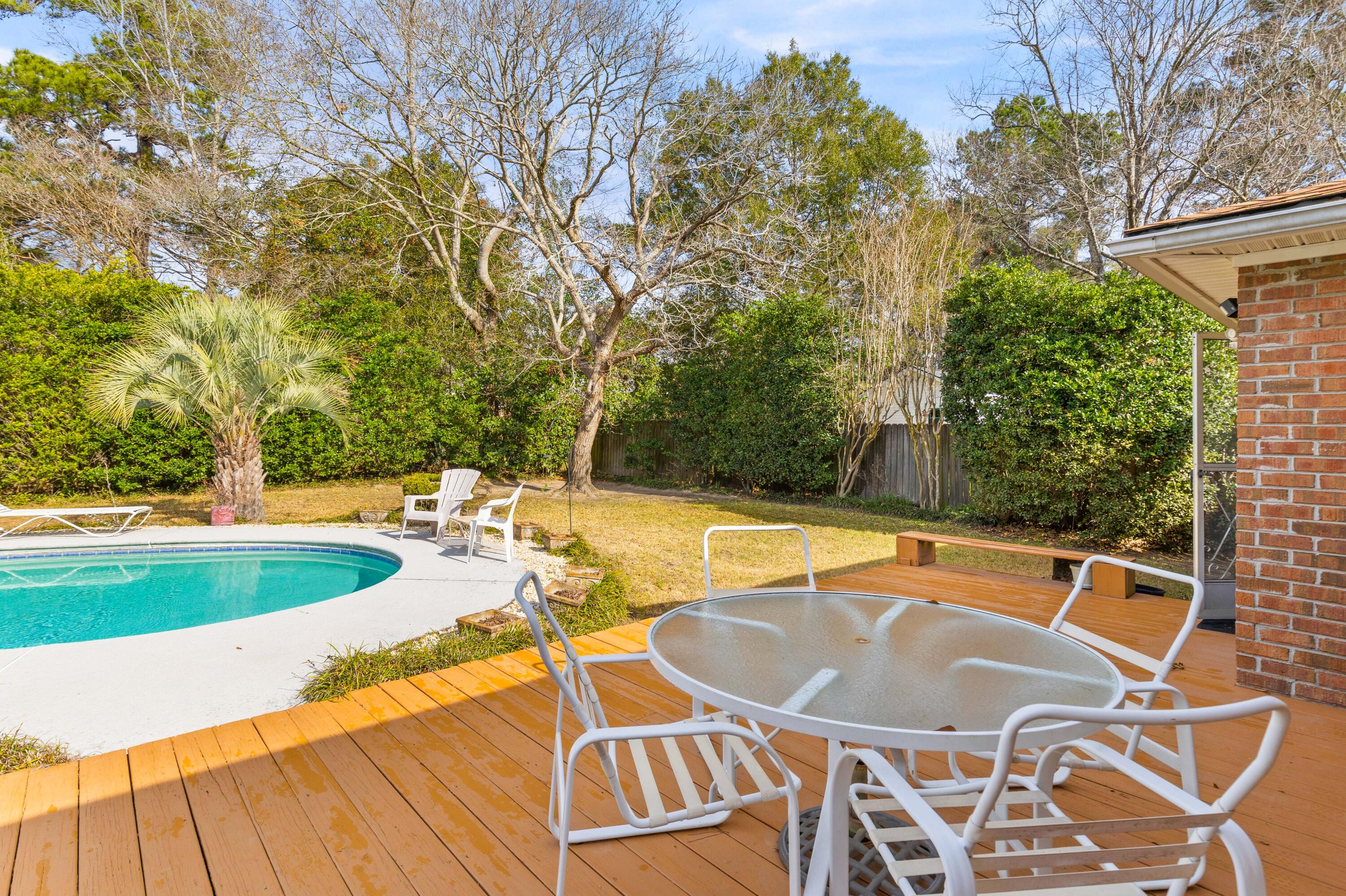 1060 Yeamans Hall Road