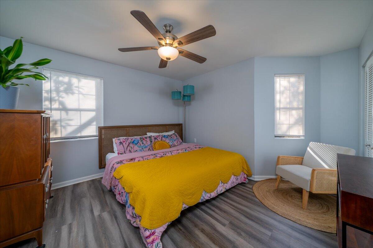 1054 Anna Knapp Boulevard # 4e