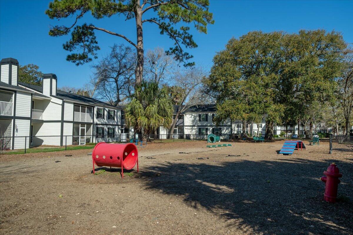 1054 Anna Knapp Boulevard # 4e