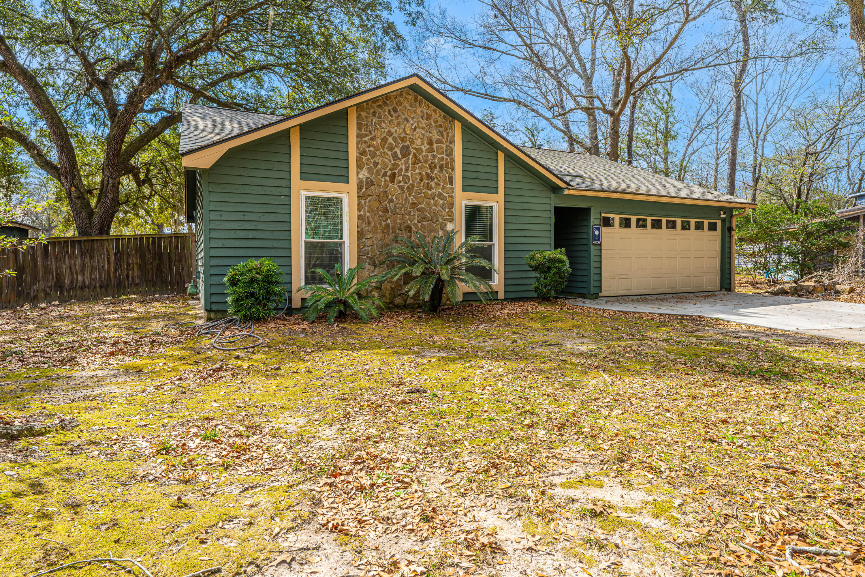 2306 Chairmaker Court