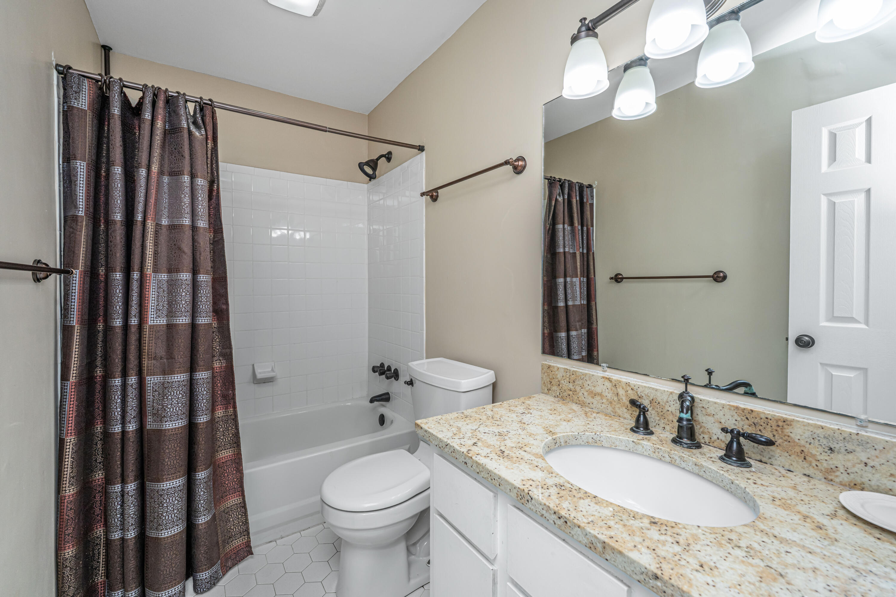 2306 Chairmaker Court