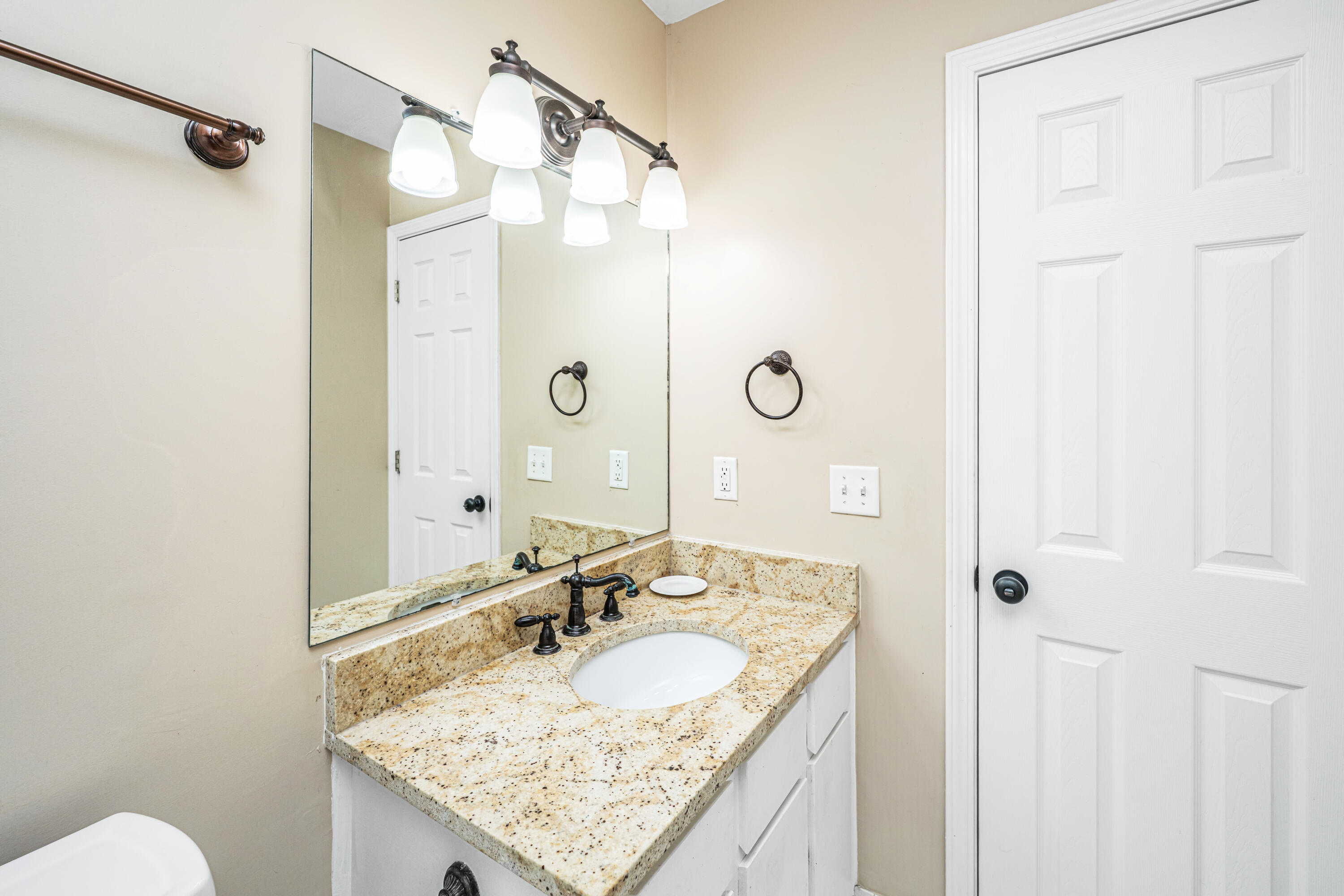2306 Chairmaker Court