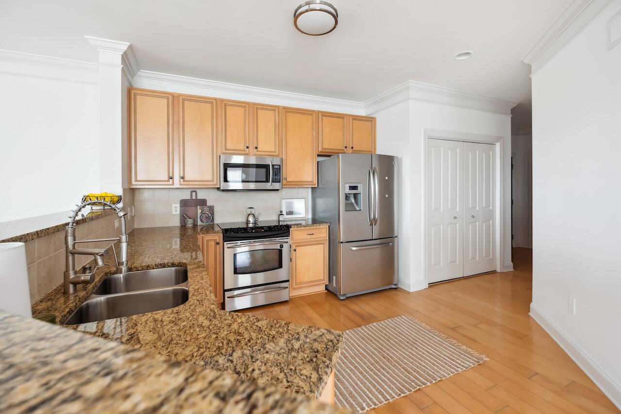 2244 Ashley Crossing Drive # 1232
