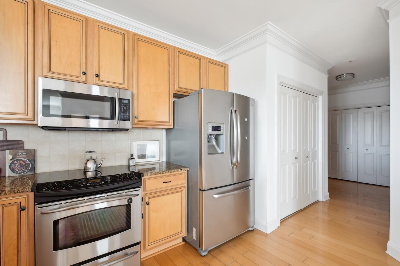 2244 Ashley Crossing Drive # 1232