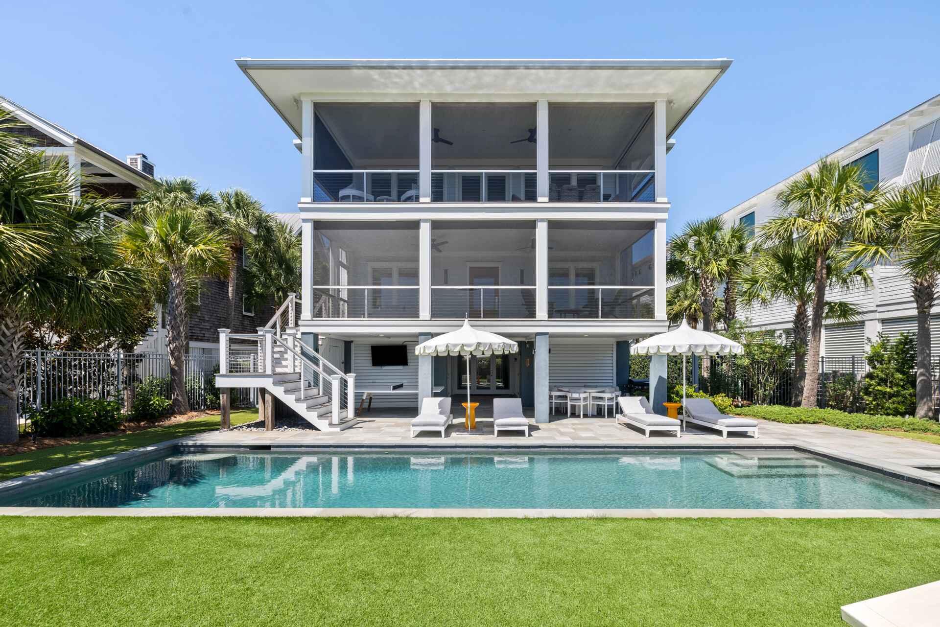 122 Charleston Boulevard