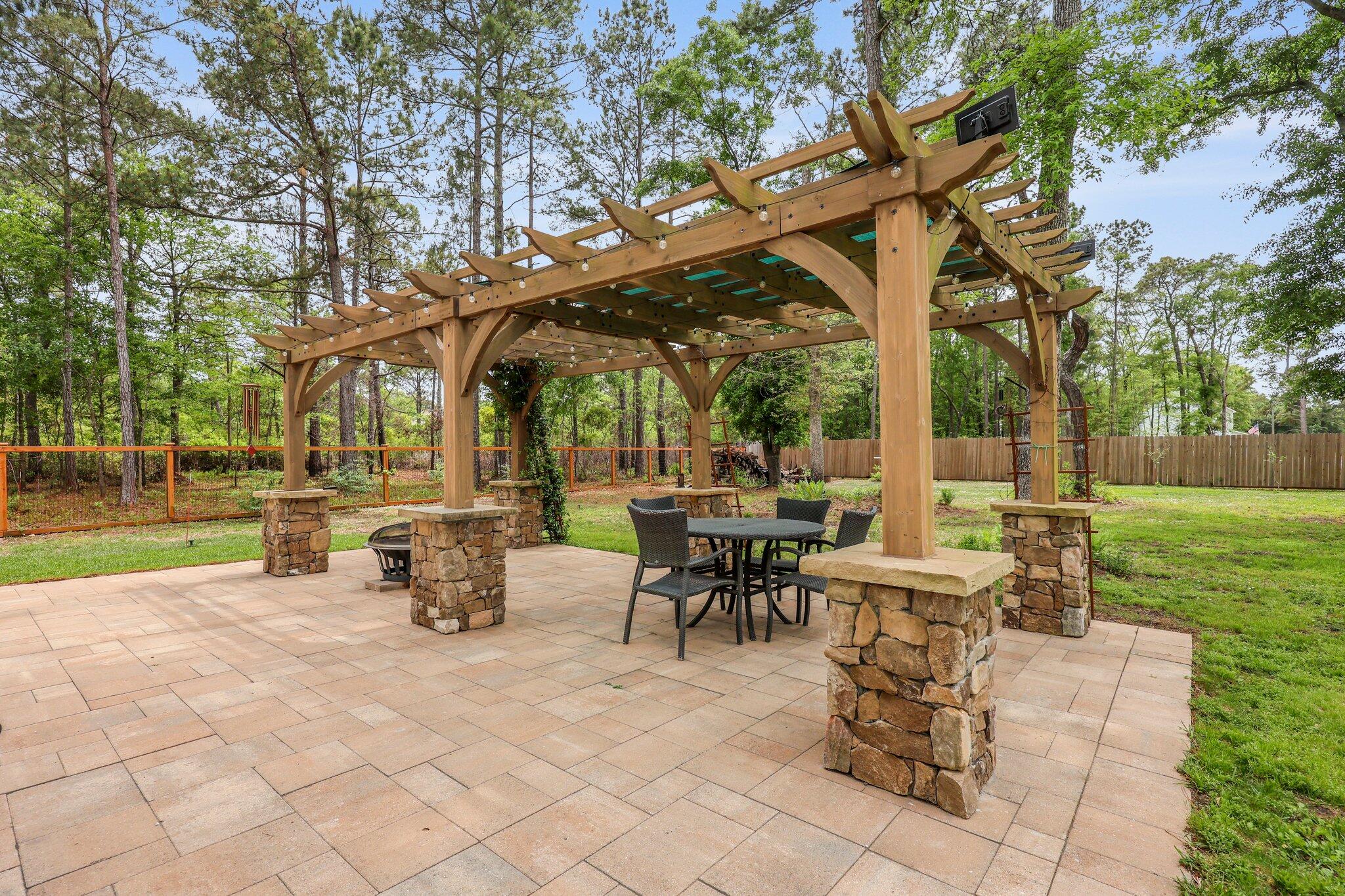1502 Southwick Drive