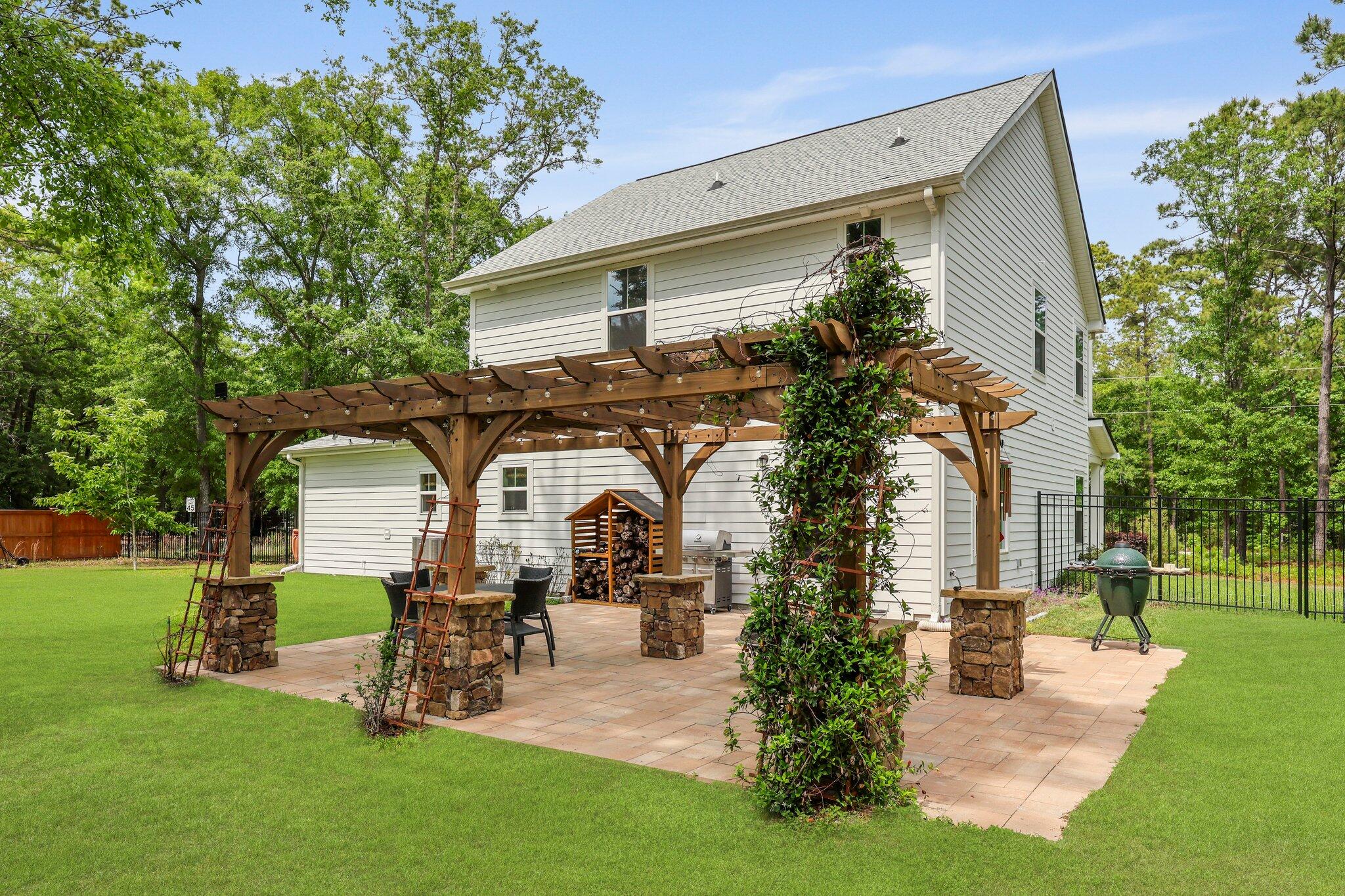 1502 Southwick Drive
