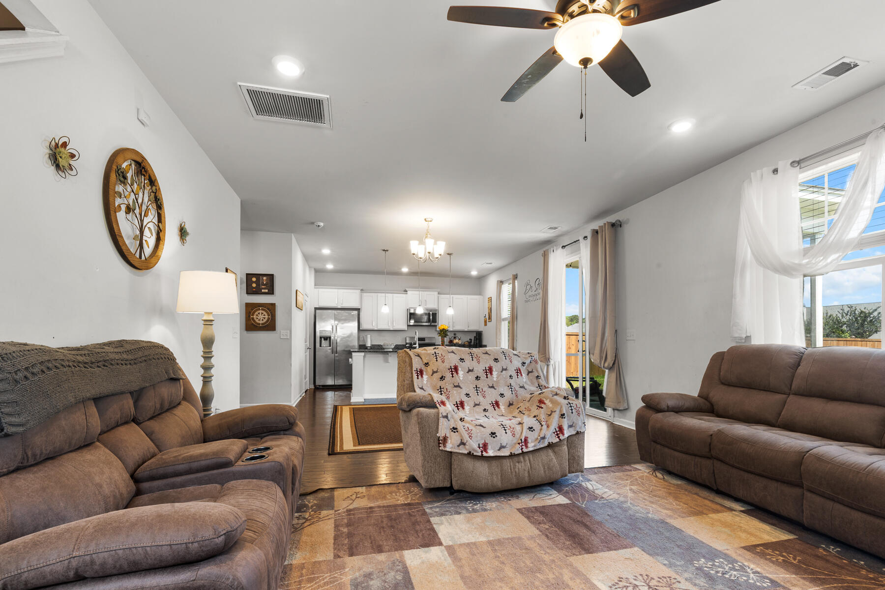 2746 Sunrose Lane