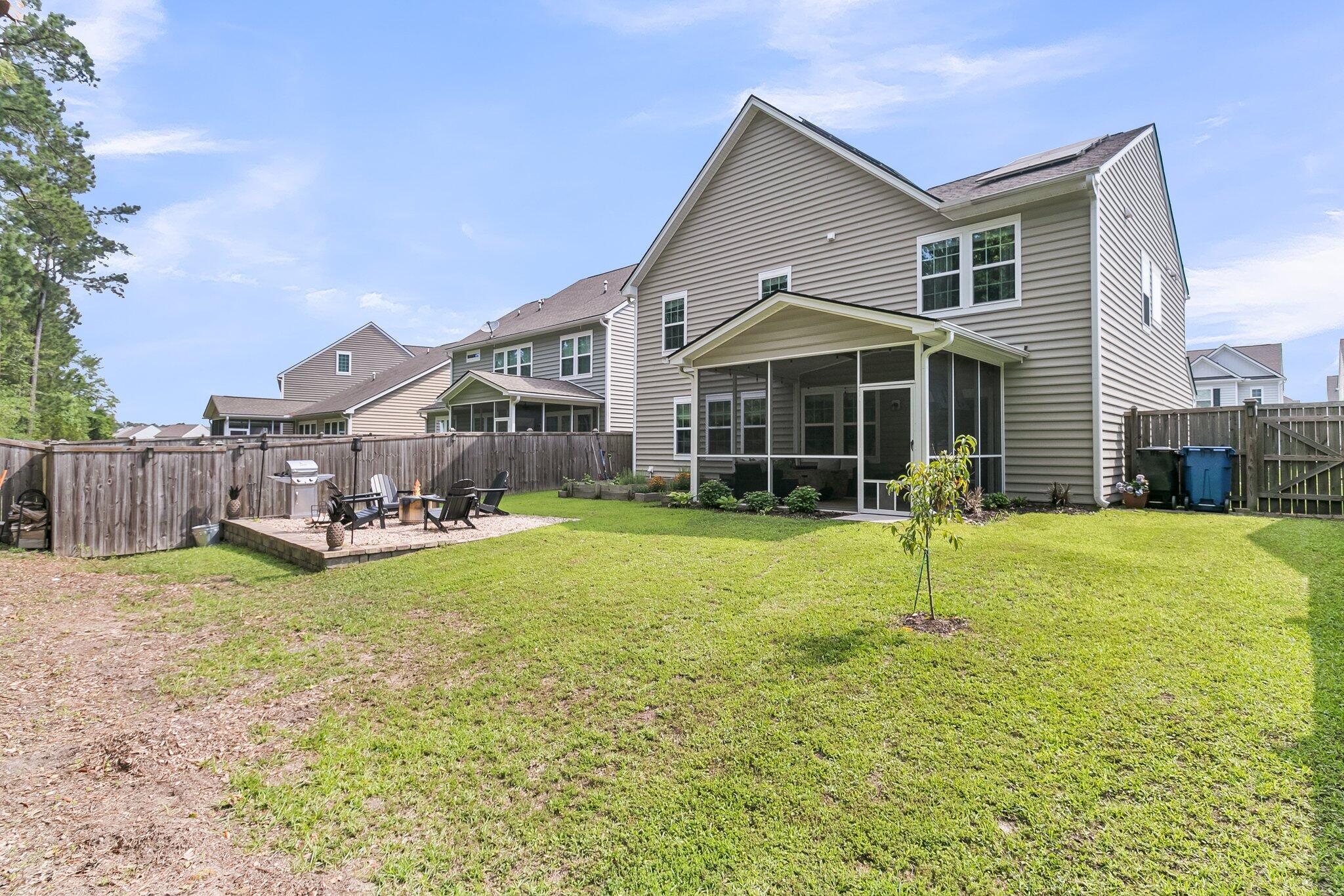9829 English Elm Street
