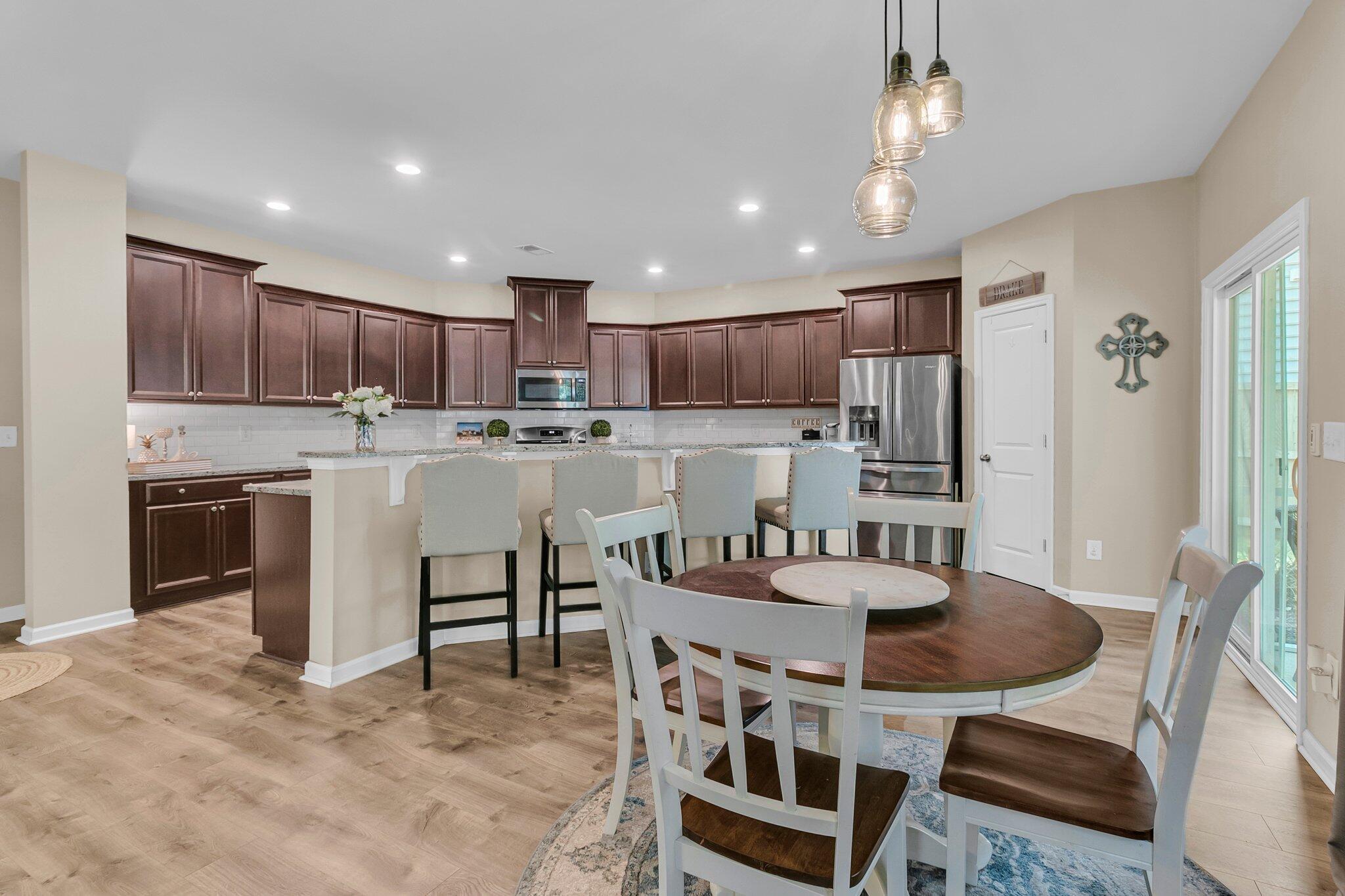 9829 English Elm Street