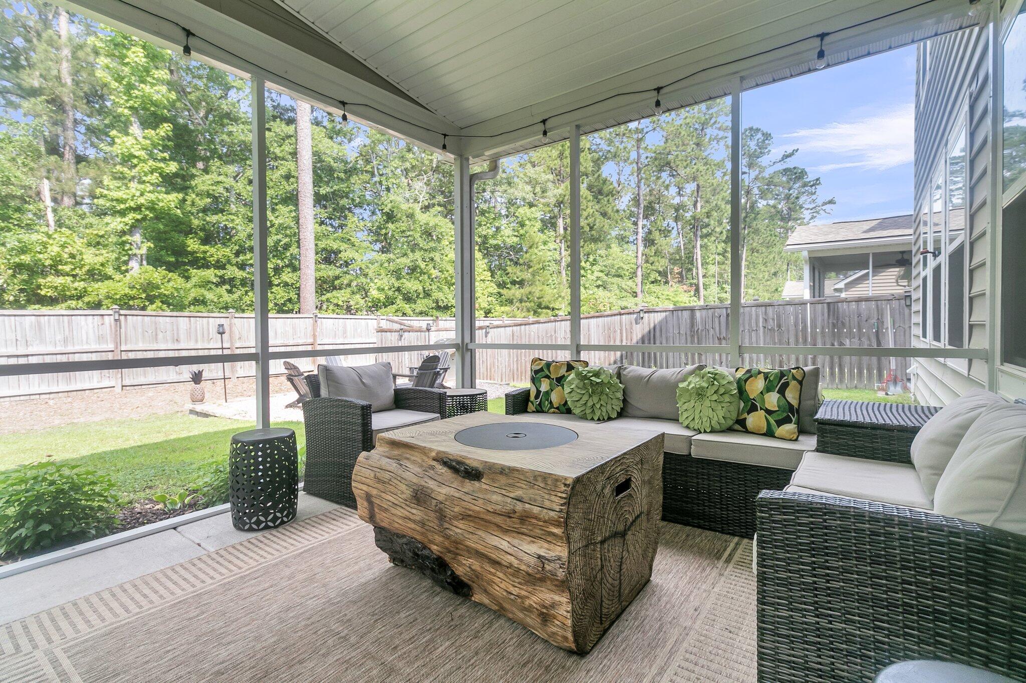 9829 English Elm Street