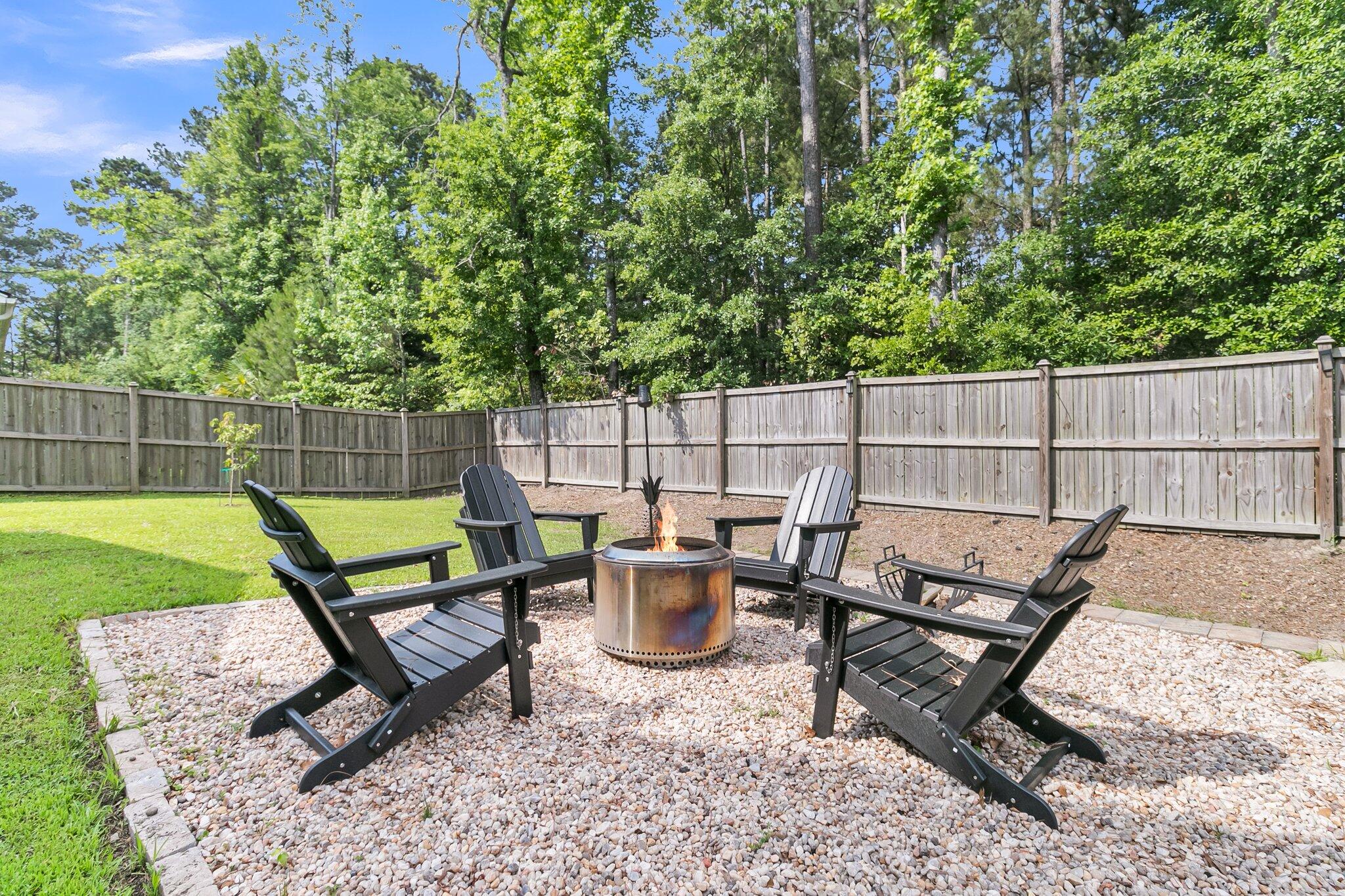 9829 English Elm Street