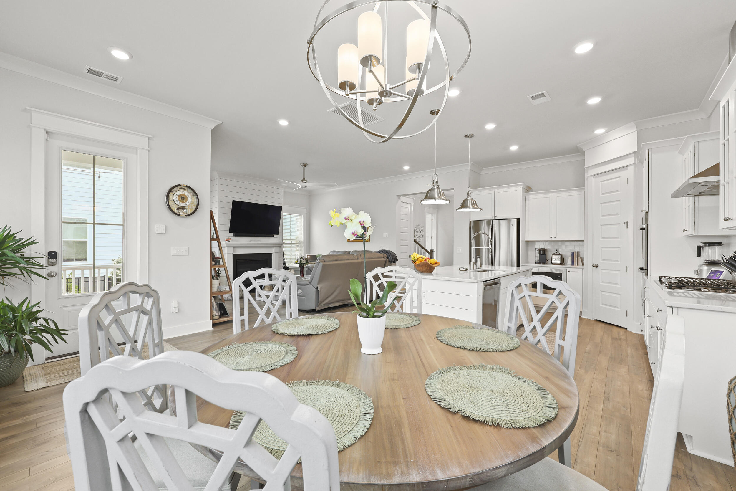1832 Agate Bay Drive