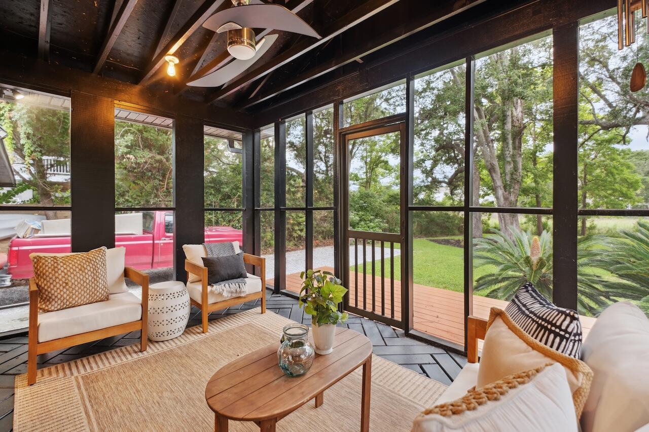 774 Creekside Drive
