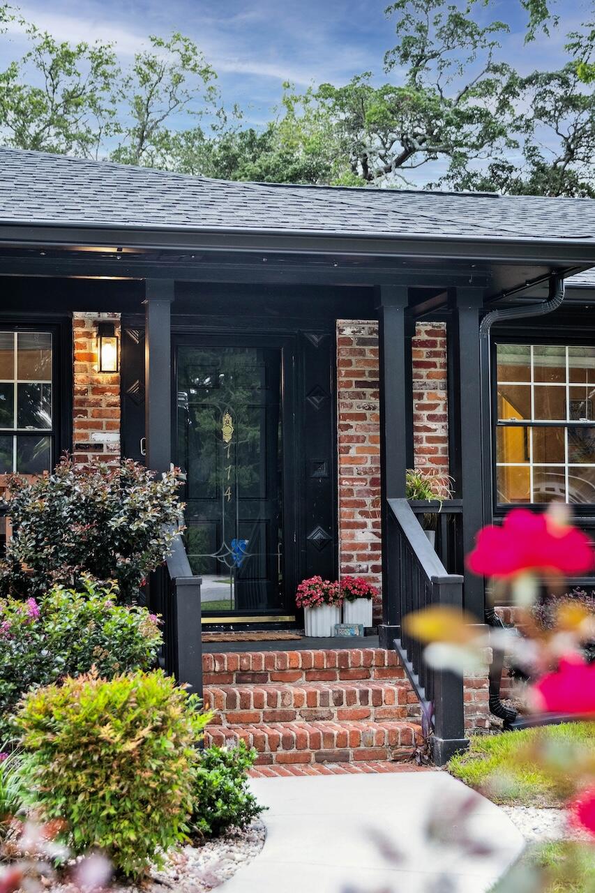 774 Creekside Drive