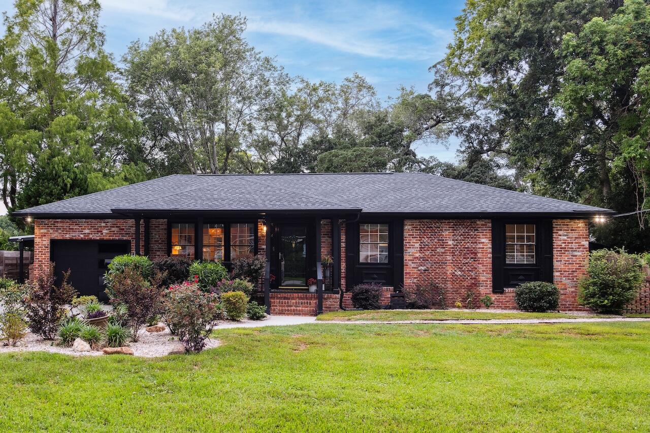 774 Creekside Drive