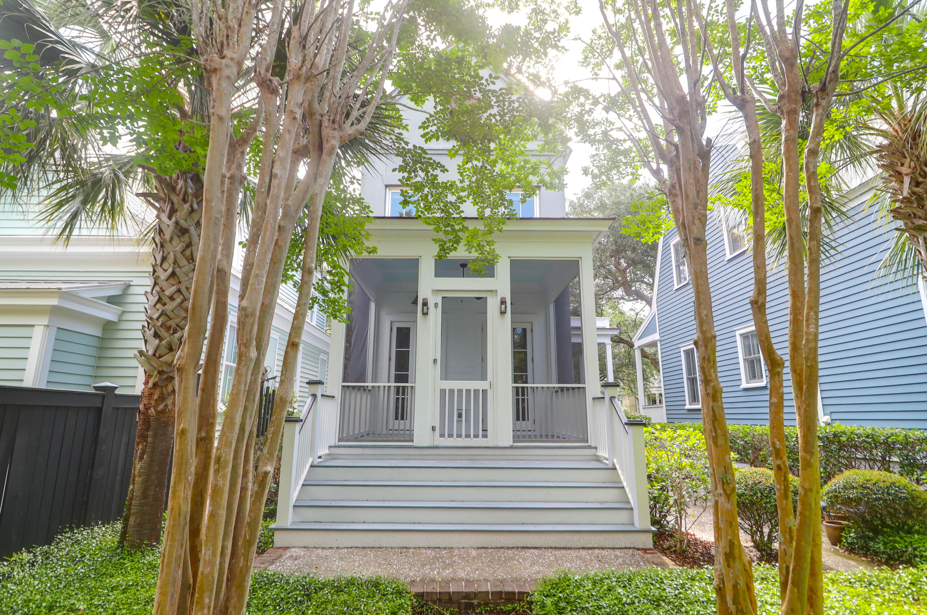 183 Ionsborough Street