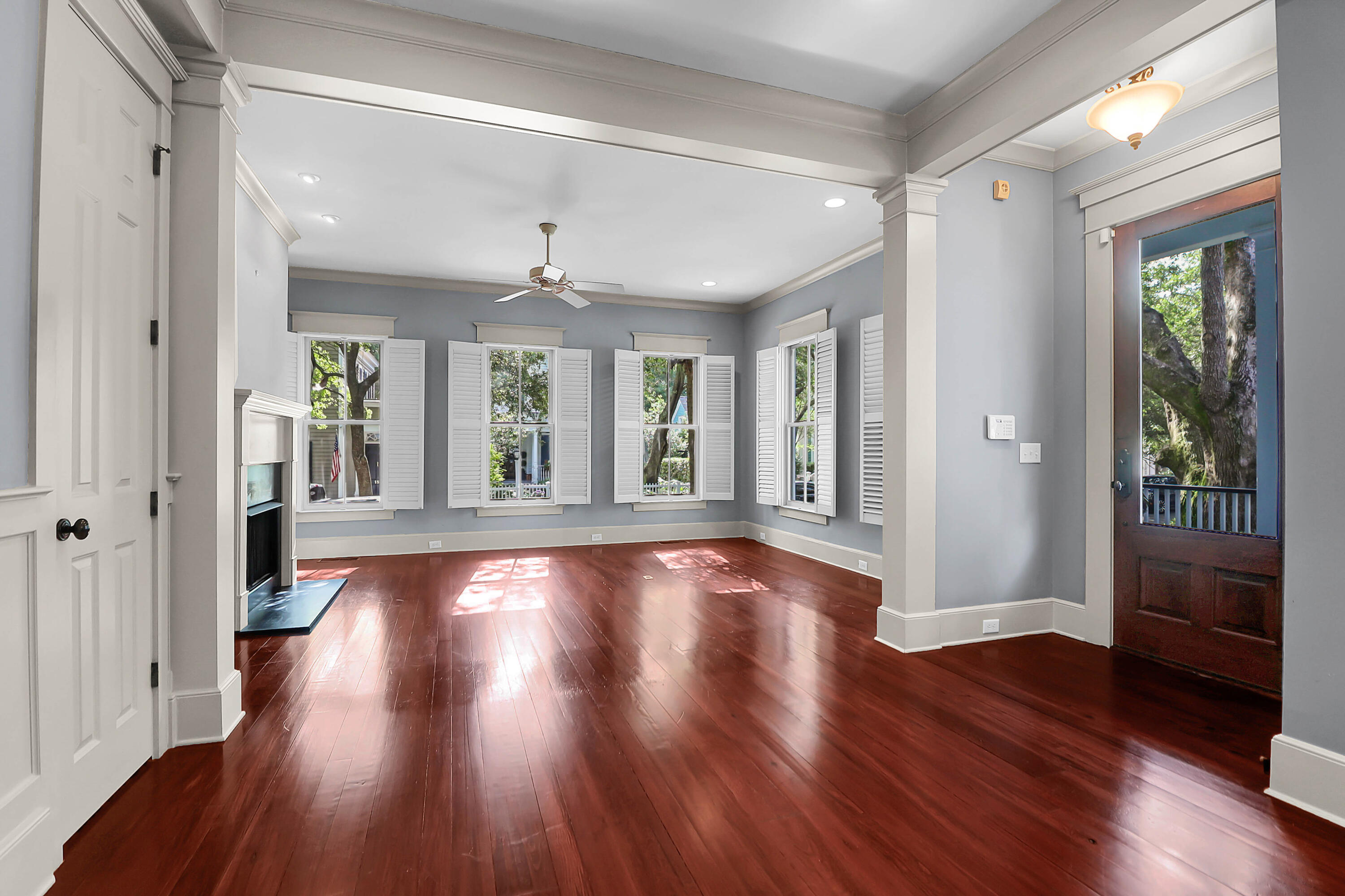 183 Ionsborough Street