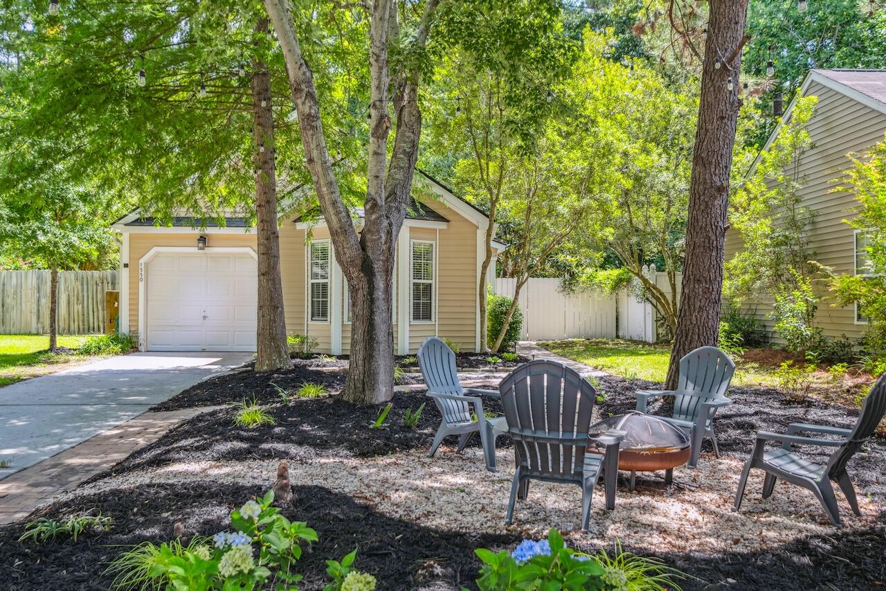1350 Water Edge Drive