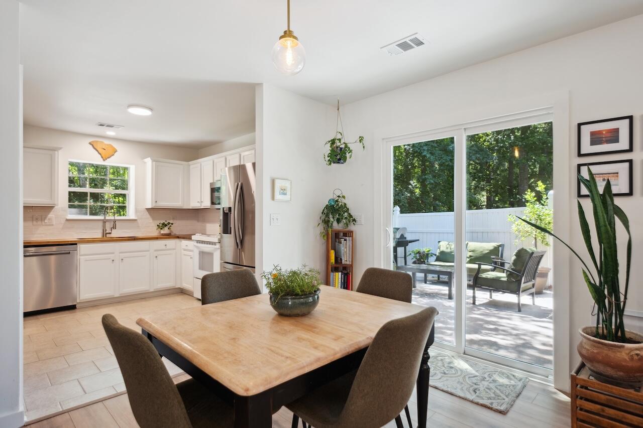 1350 Water Edge Drive