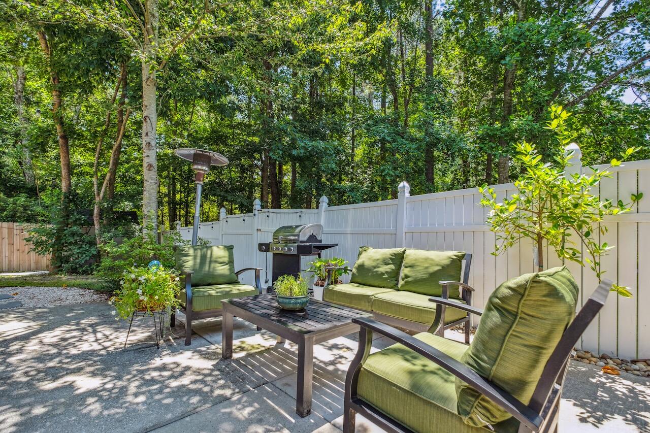 1350 Water Edge Drive
