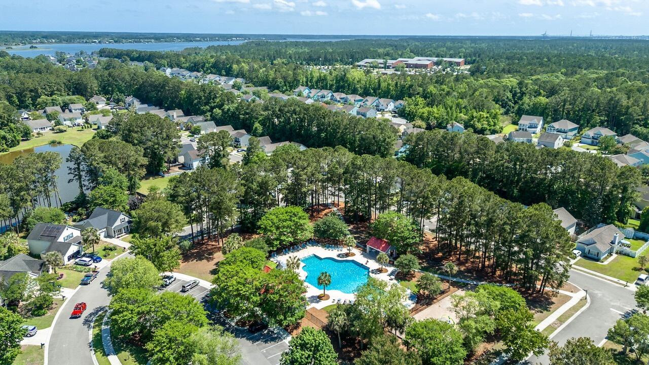 1350 Water Edge Drive