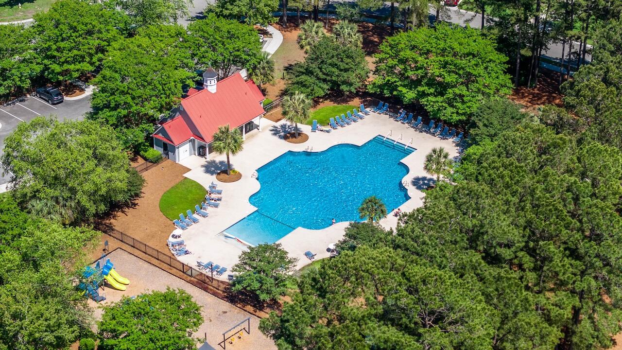 1350 Water Edge Drive