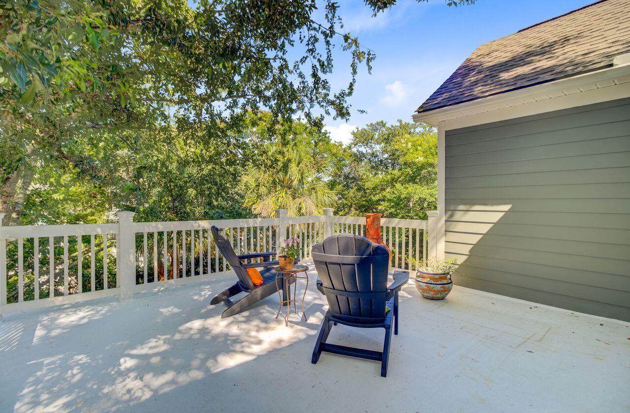 2228 Daniel Island Drive
