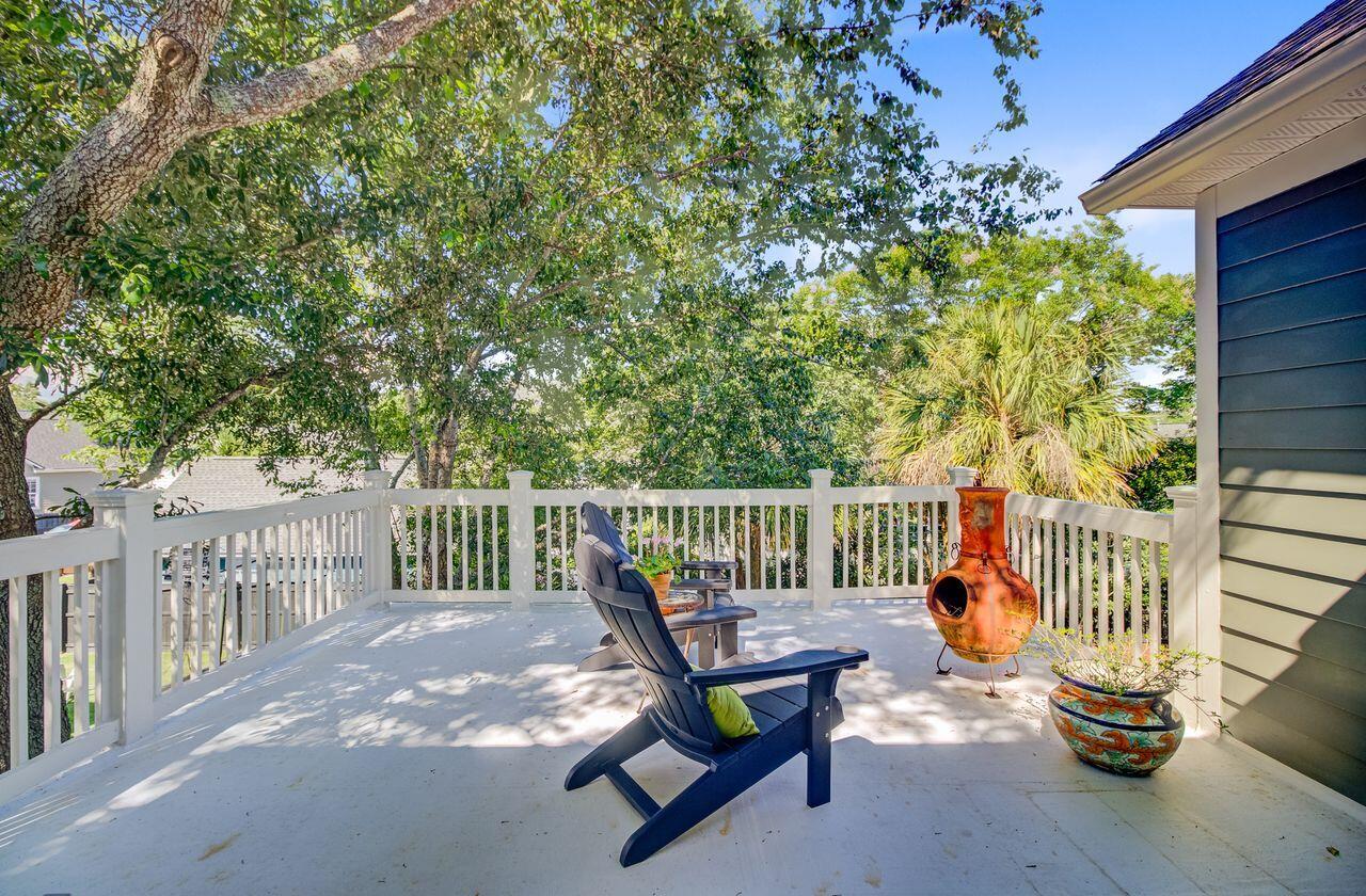 2228 Daniel Island Drive