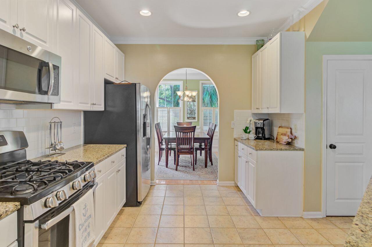 2228 Daniel Island Drive