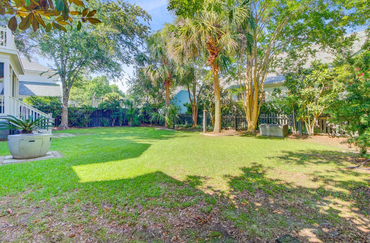 2228 Daniel Island Drive