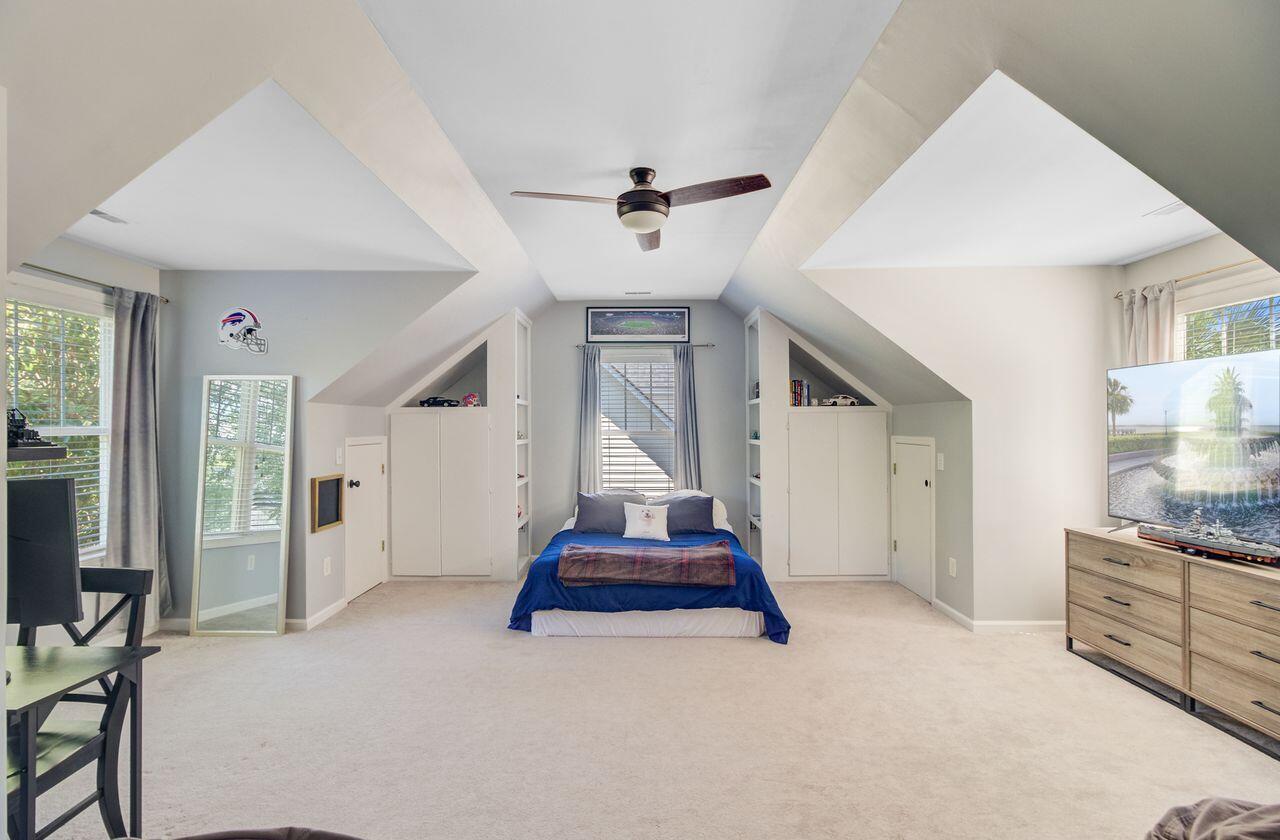 2228 Daniel Island Drive