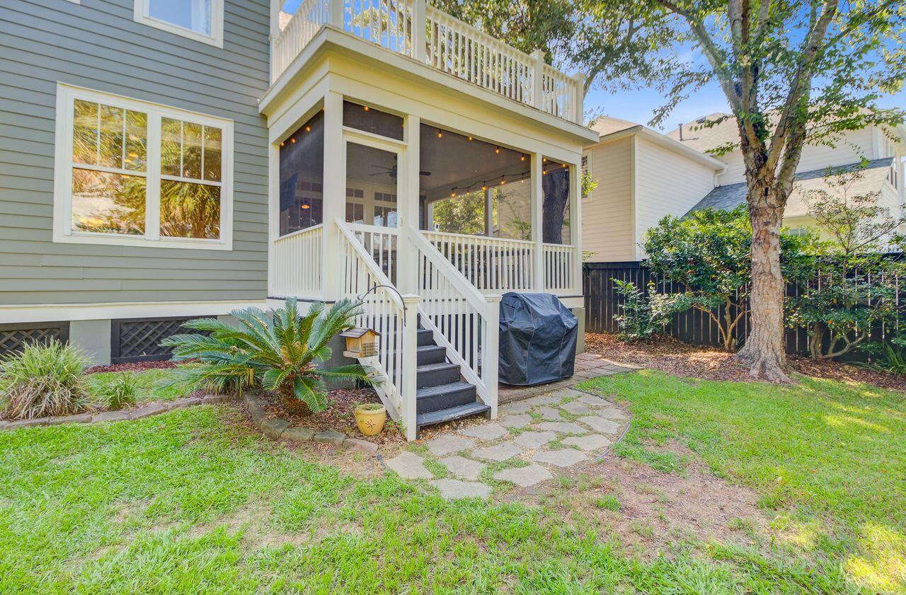 2228 Daniel Island Drive