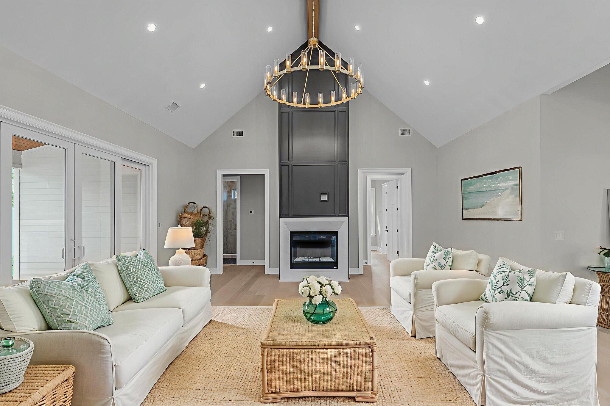 5014 Reese Lane
