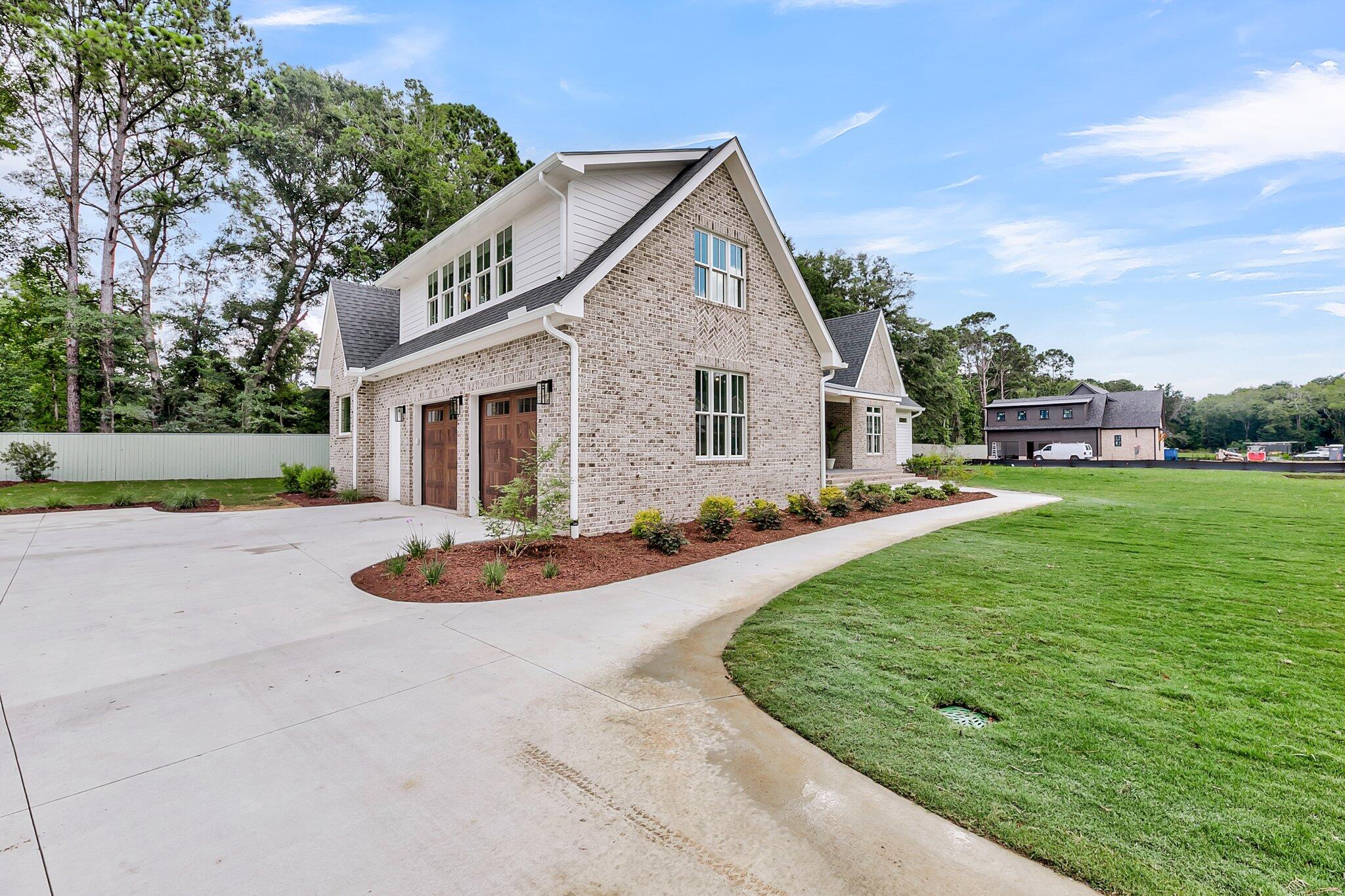 5014 Reese Lane