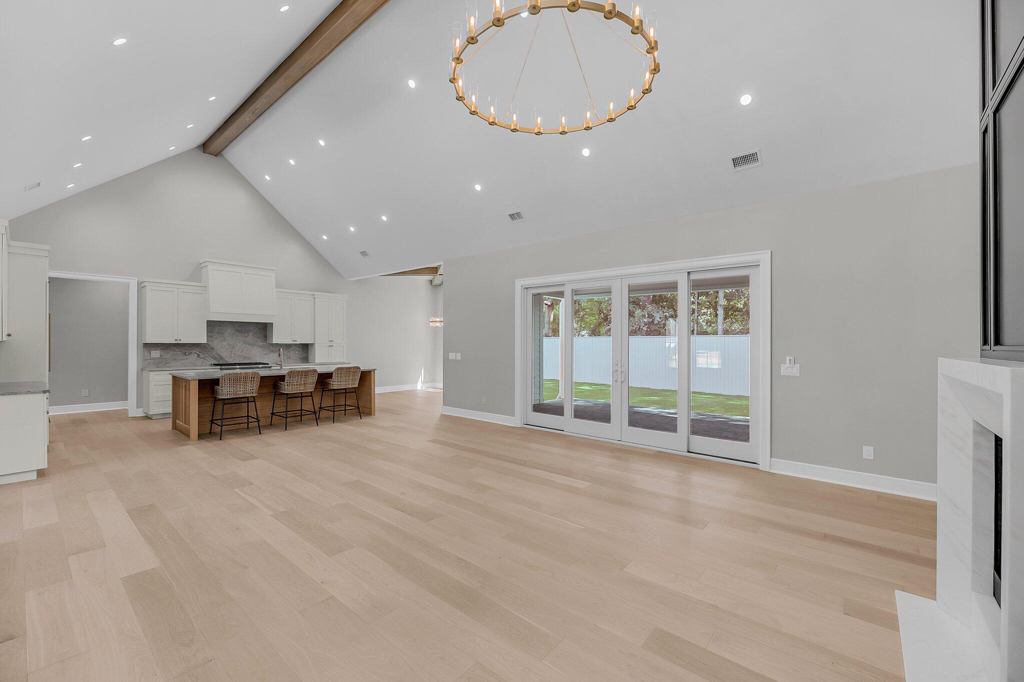 5014 Reese Lane