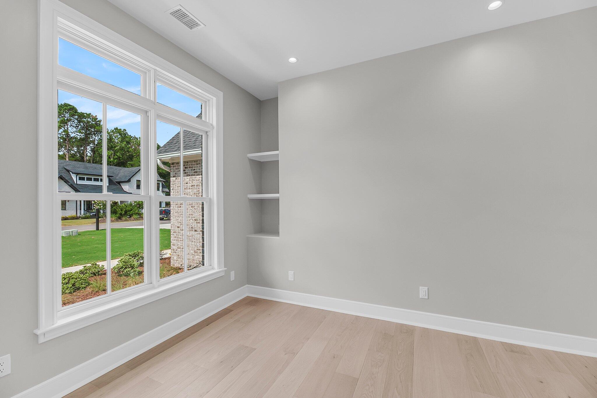 5014 Reese Lane