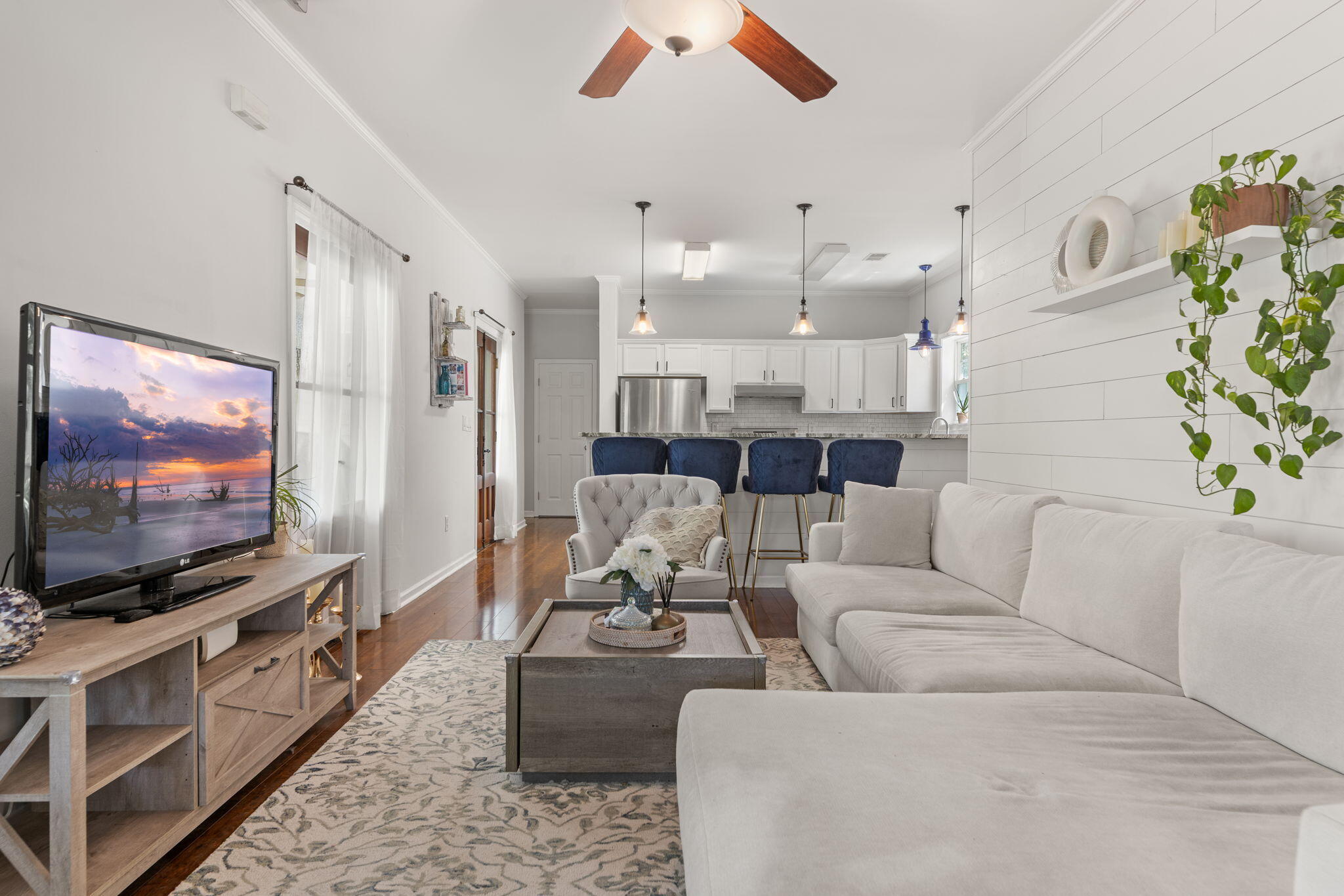 5524 Alexis Court