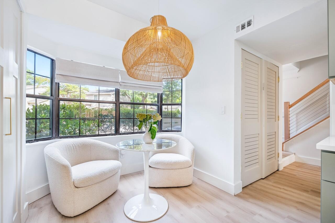1828 Belle Chez